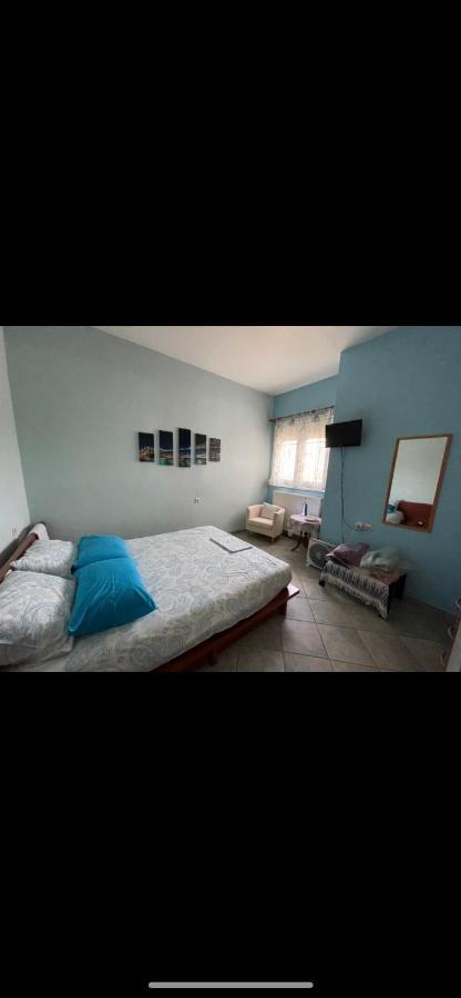 Seaside Apartment With Private Garden Nea Anchialos Exterior photo